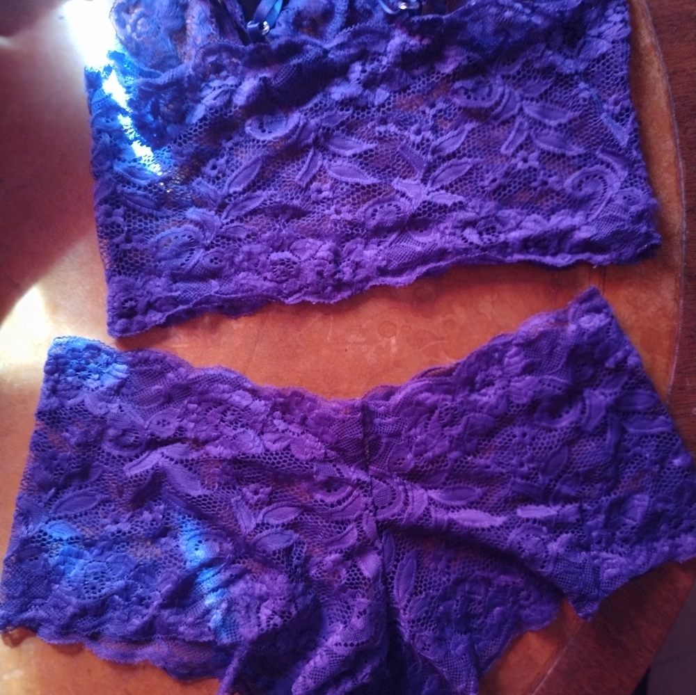 2 piece Lingerie Set - Picture 2 of 2